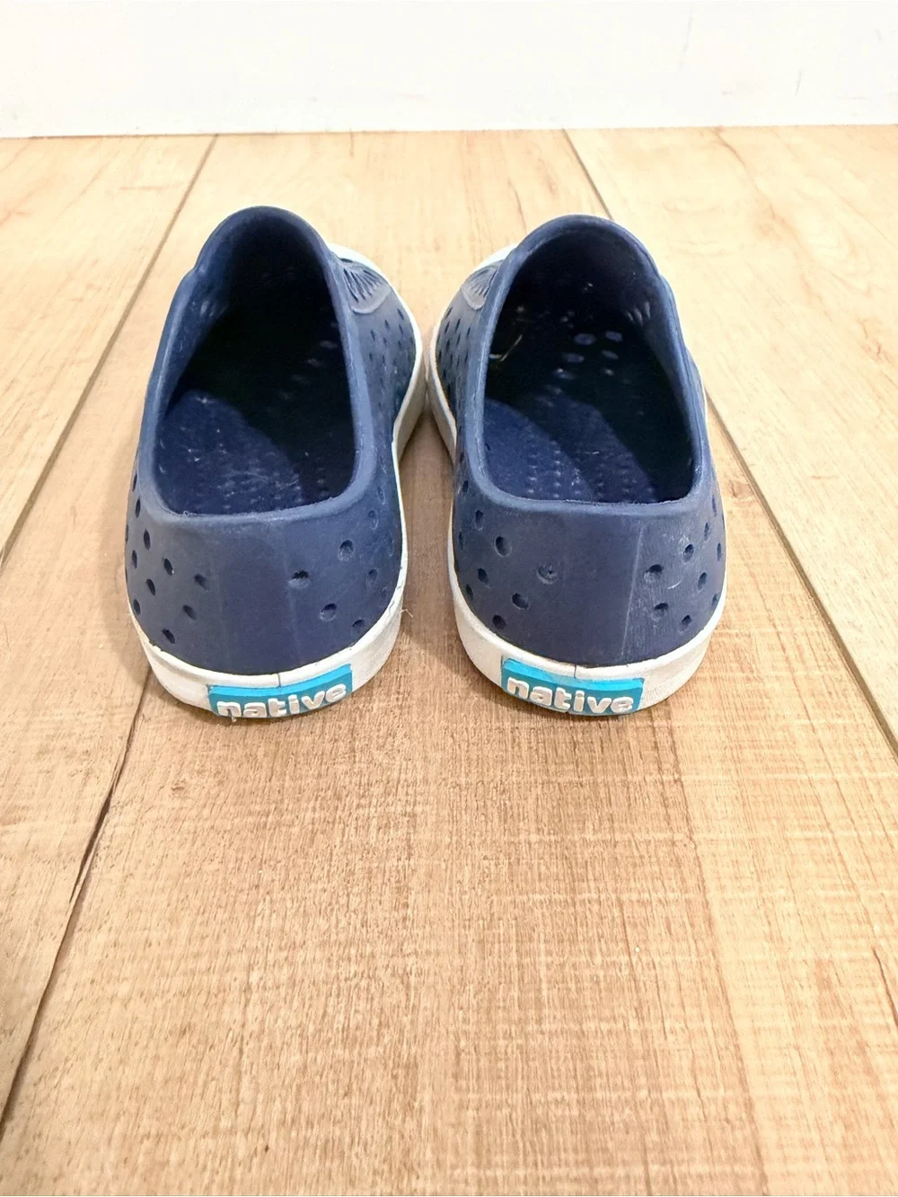 Native Kids Slip-On Water Shoe in Navy and White